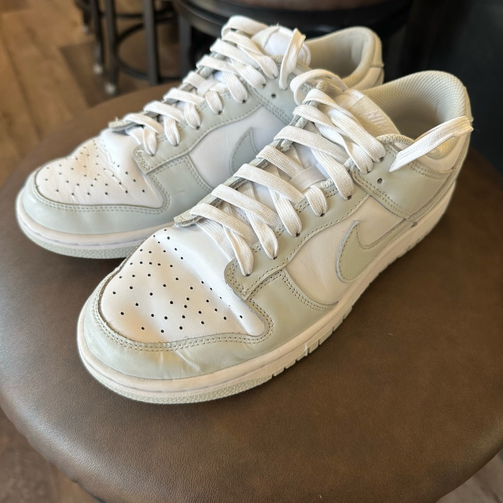 Women’s Nike Low Dunks (Photon Dust)